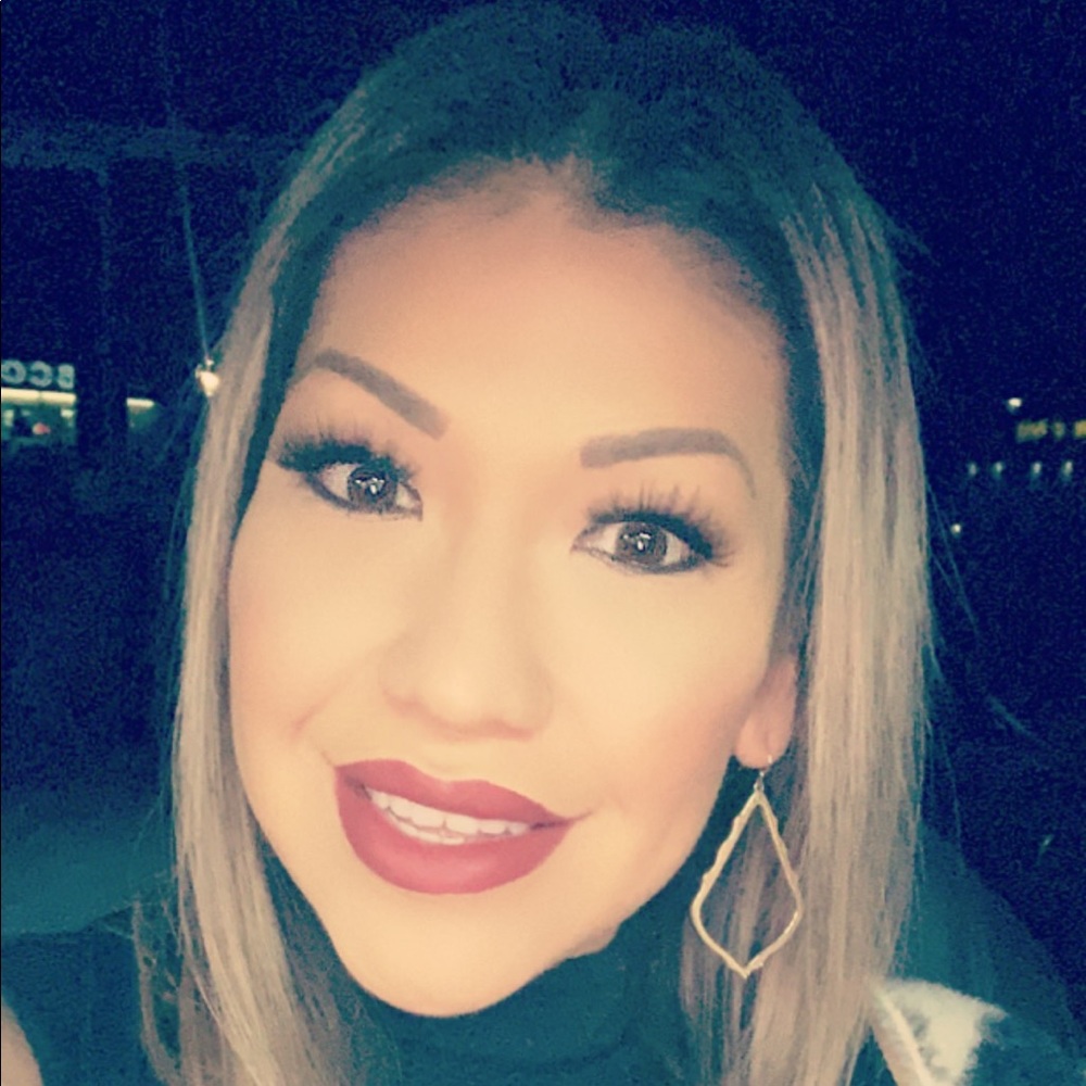 Meet your Posher, Karen